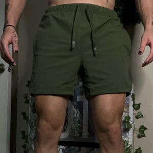 Subscriber only Fabletics 5 inch athletic shorts